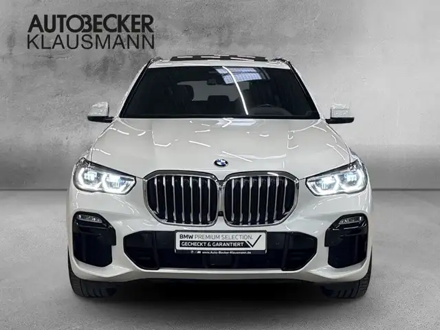 BMW X5 view 5
