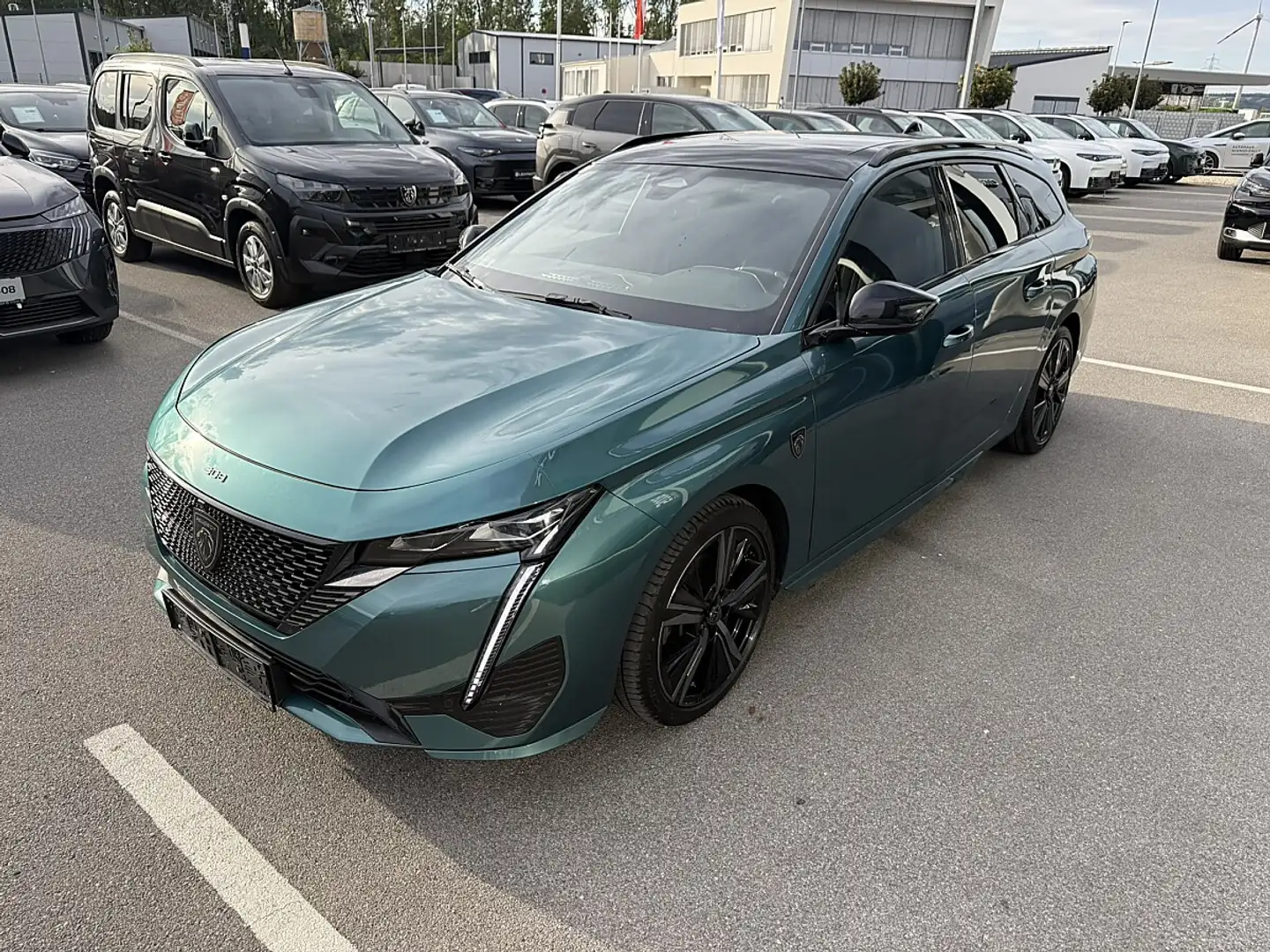 Peugeot 308 1.5 BlueHDi 130 SW GT (EURO 6d) Blau - 2