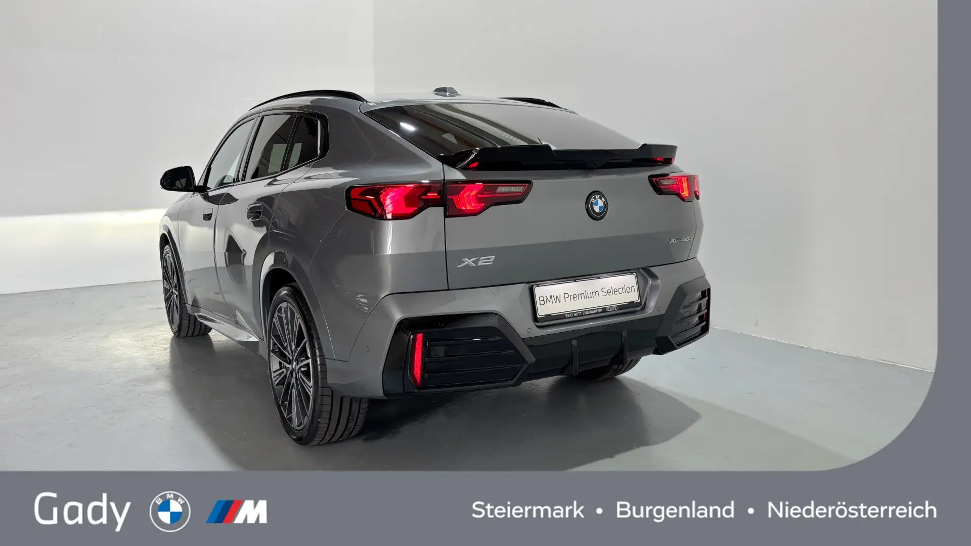 BMW X2 20d xDrive Grau - 2
