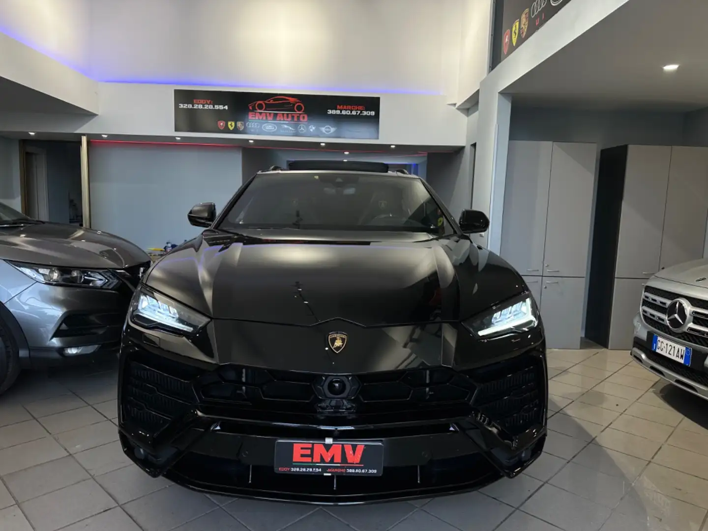 Lamborghini Urus 4,0 benzine 650 cv full full Iva Nero - 2