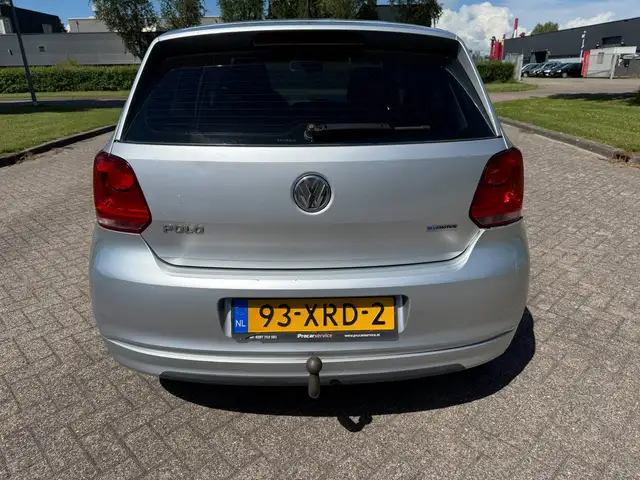 Volkswagen Polo view 6