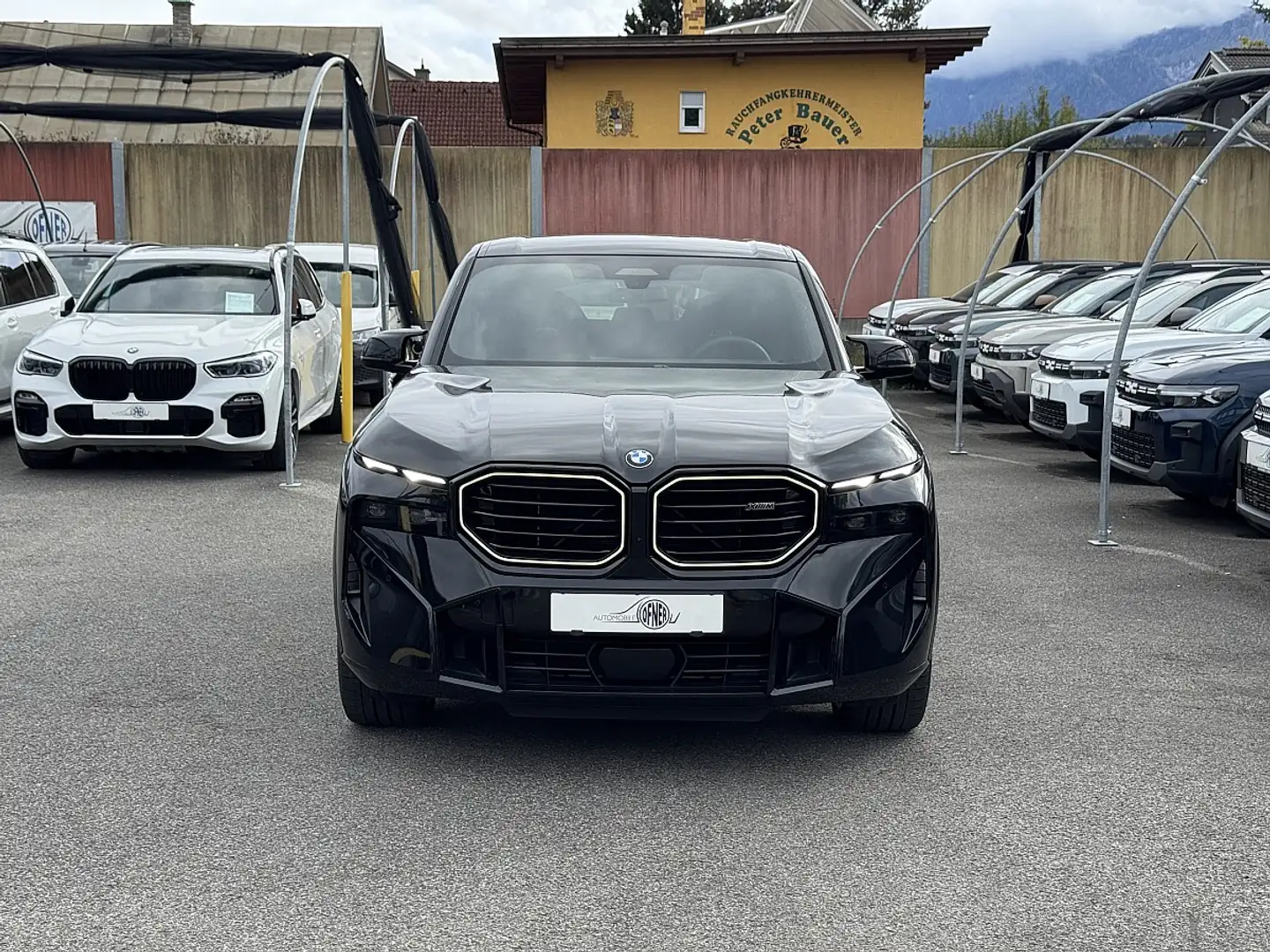 BMW XM 50e 29,4kWh Aut. AHK 23" Bowers&Wilkins Massage... Schwarz - 2