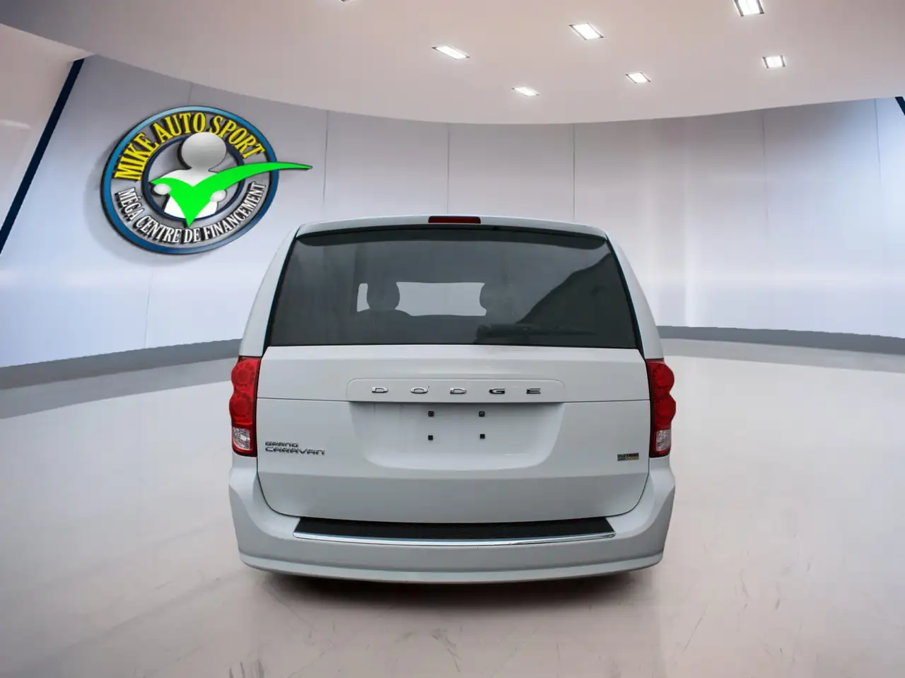 Dodge Grand Caravan снимка Dodge Grand Caravan
