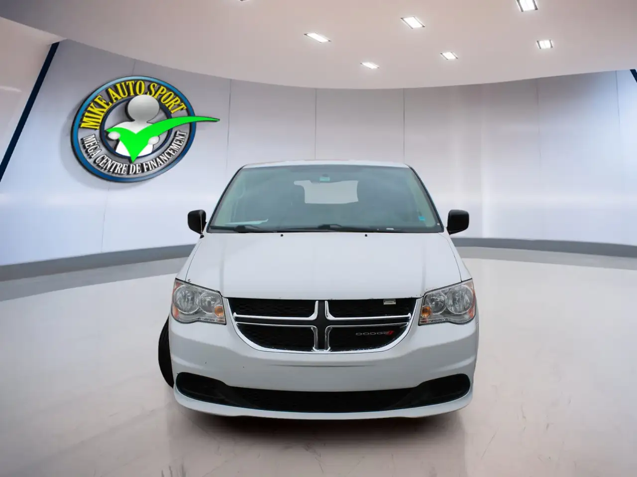 Dodge Grand Caravan снимка Dodge Grand Caravan