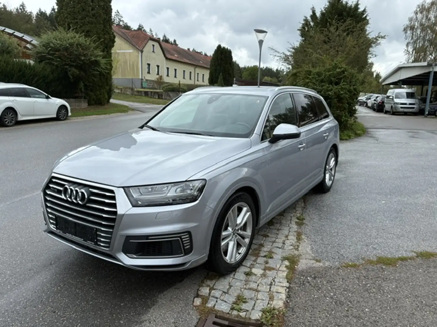 Audi Q7 e-tron PHEV e-tron 3.0 TDI quattro Tiptronic  s-line Silber - 1
