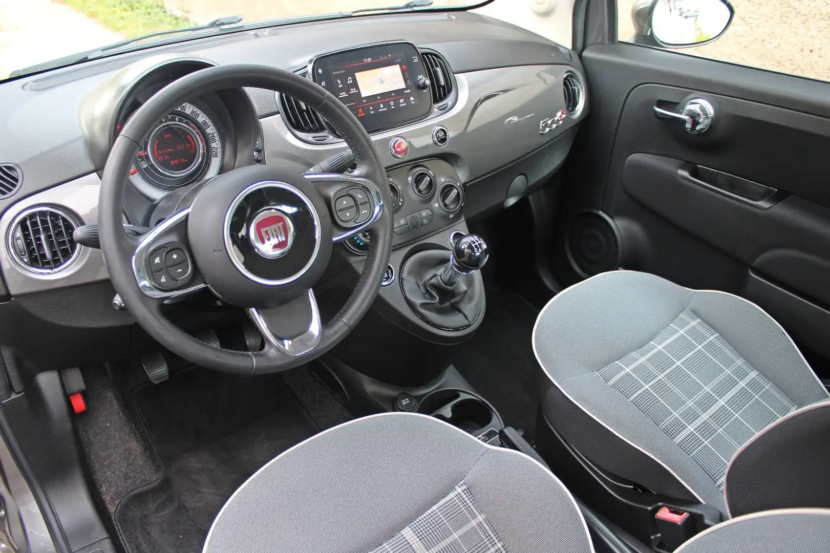 Fiat 500C Cabrio Lounge Navi&CarPlay, Einparkhilfe Grau - 2
