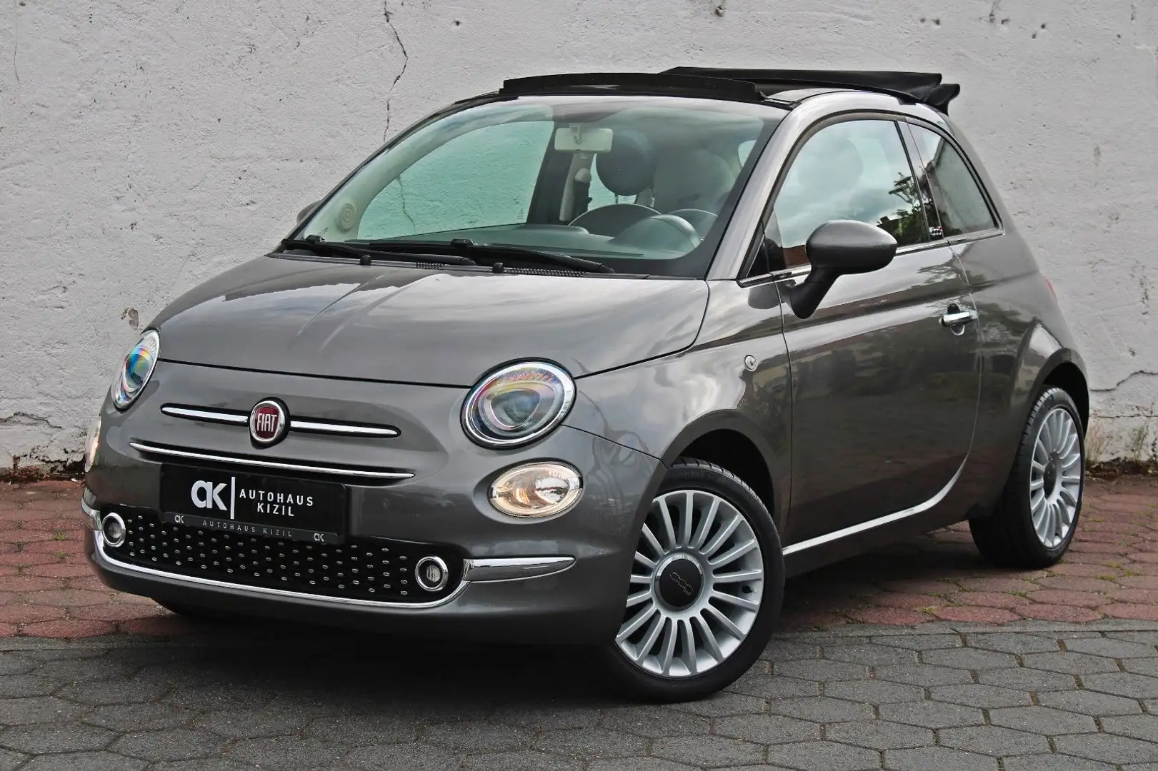 Fiat 500C Cabrio Lounge Navi&CarPlay, Einparkhilfe Grau - 1