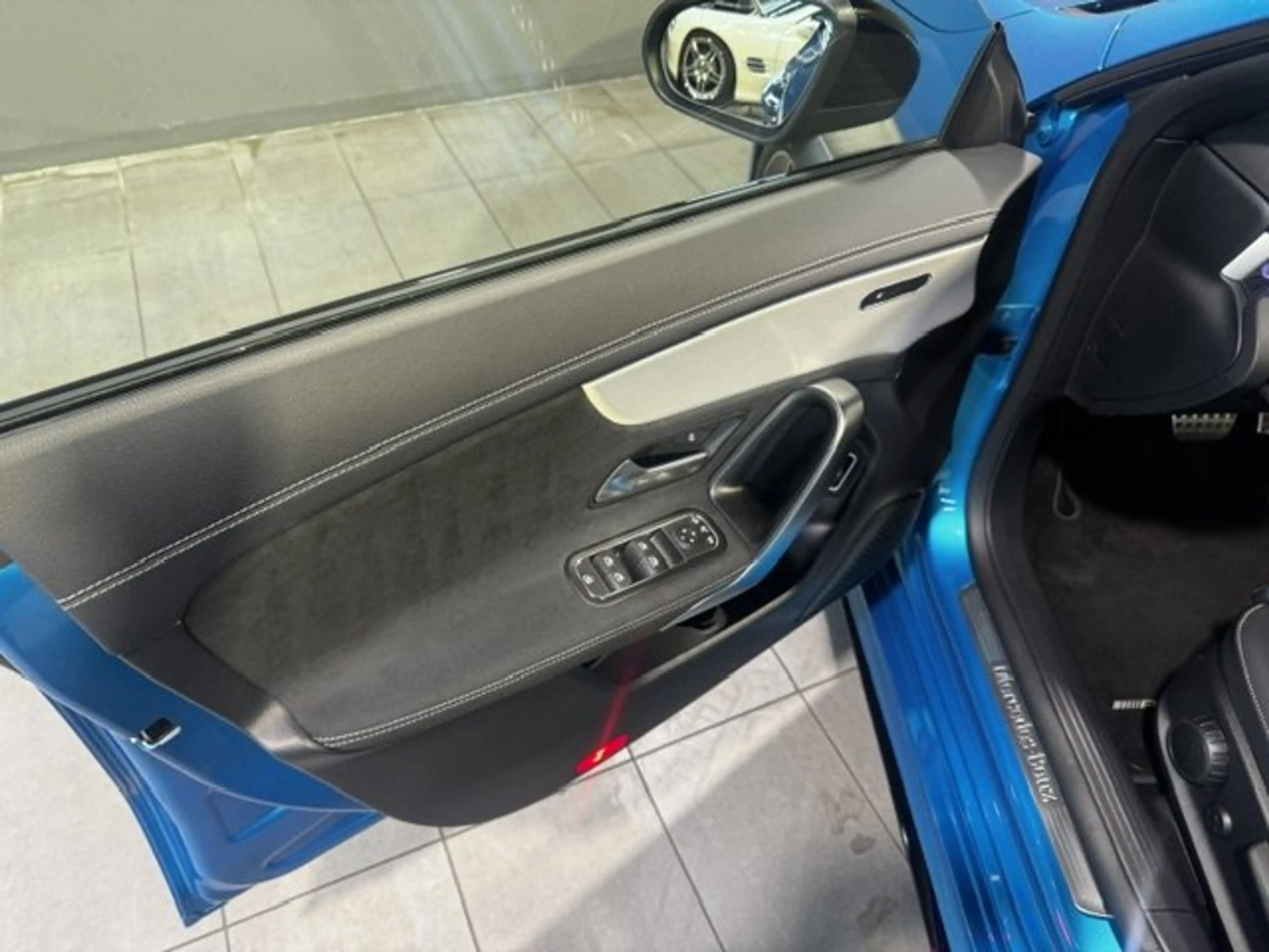 Mercedes-Benz CLA 220 d Special Edition Night DistroPano/Totwi — photo 11