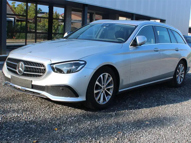 Mercedes-Benz E 200 E 200 D T 9G-TRONIC FACELIFT WIDESCREEN TREKHAAK