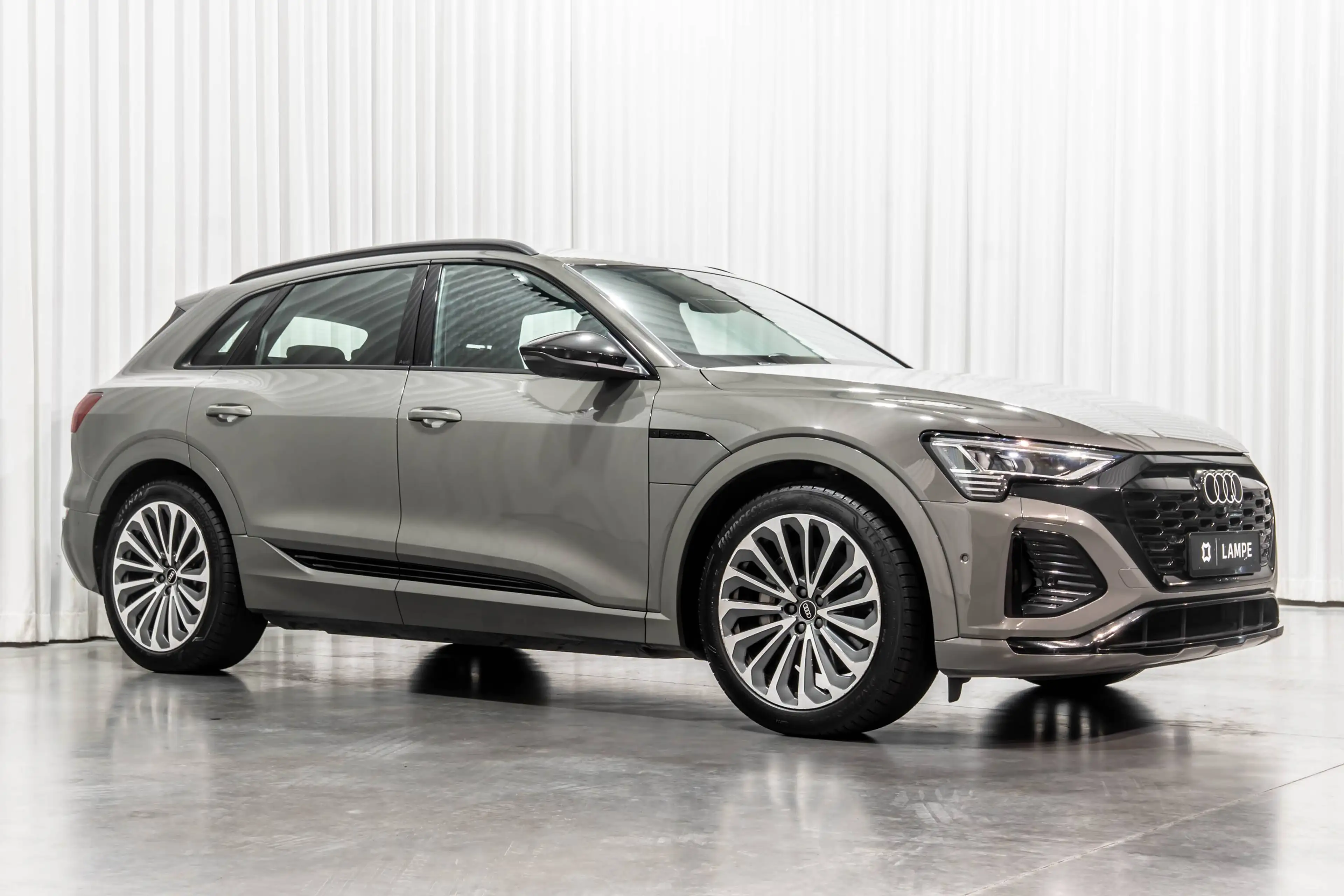 Audi Q8 e-tron 50 Quattro S-Line Trekhaak Keyless Shadow 360°Cam — photo 6
