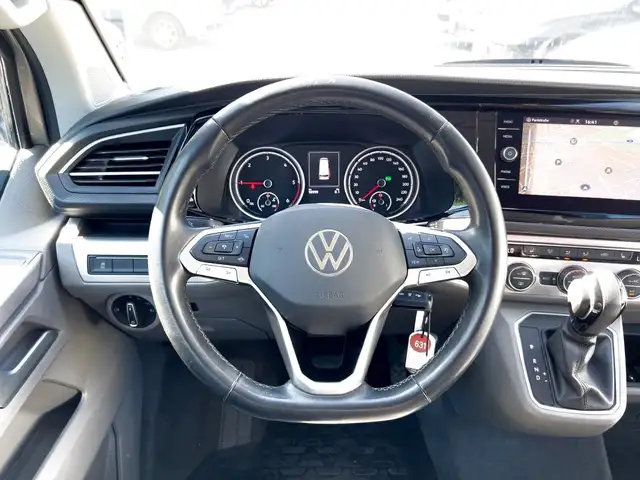 Volkswagen T6 California view 10