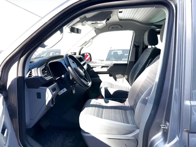 Volkswagen T6 California view 8