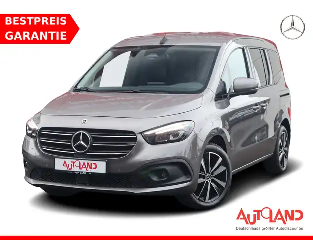 Mercedes-Benz Classe T T 180d Progressive LED Navi AHK Kamera DAB PDC