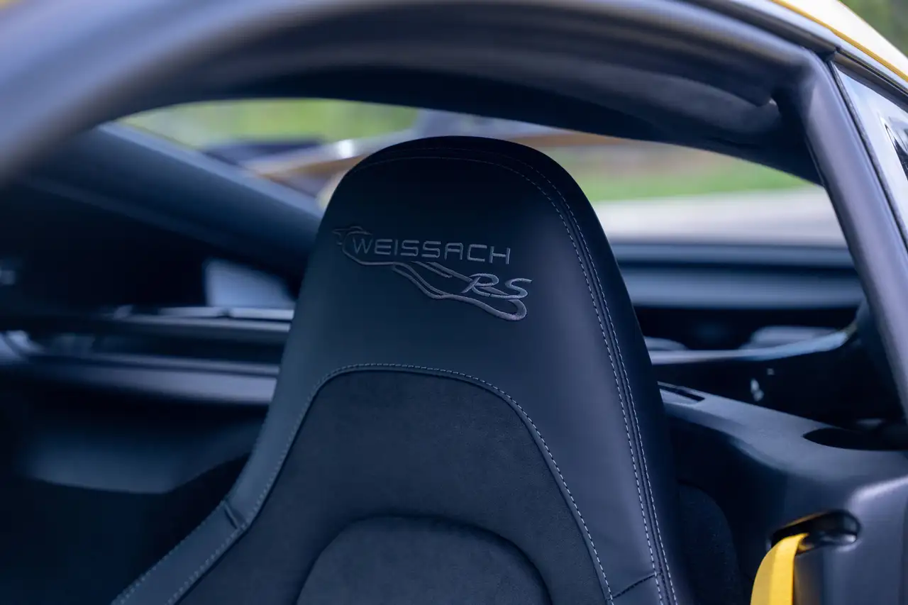Porsche 718 Cayman снимка Porsche 718 Cayman