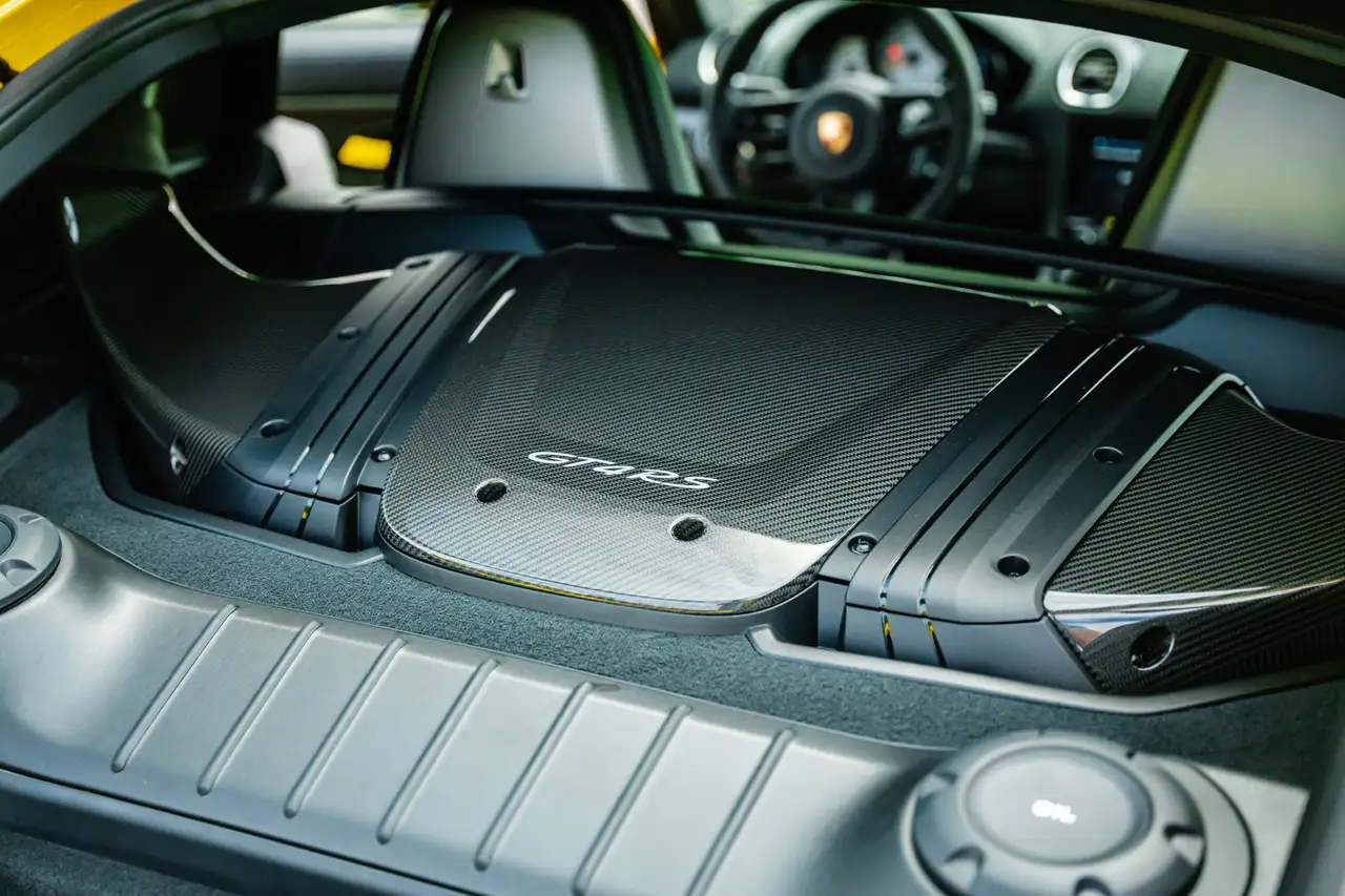 Porsche 718 Cayman снимка Porsche 718 Cayman