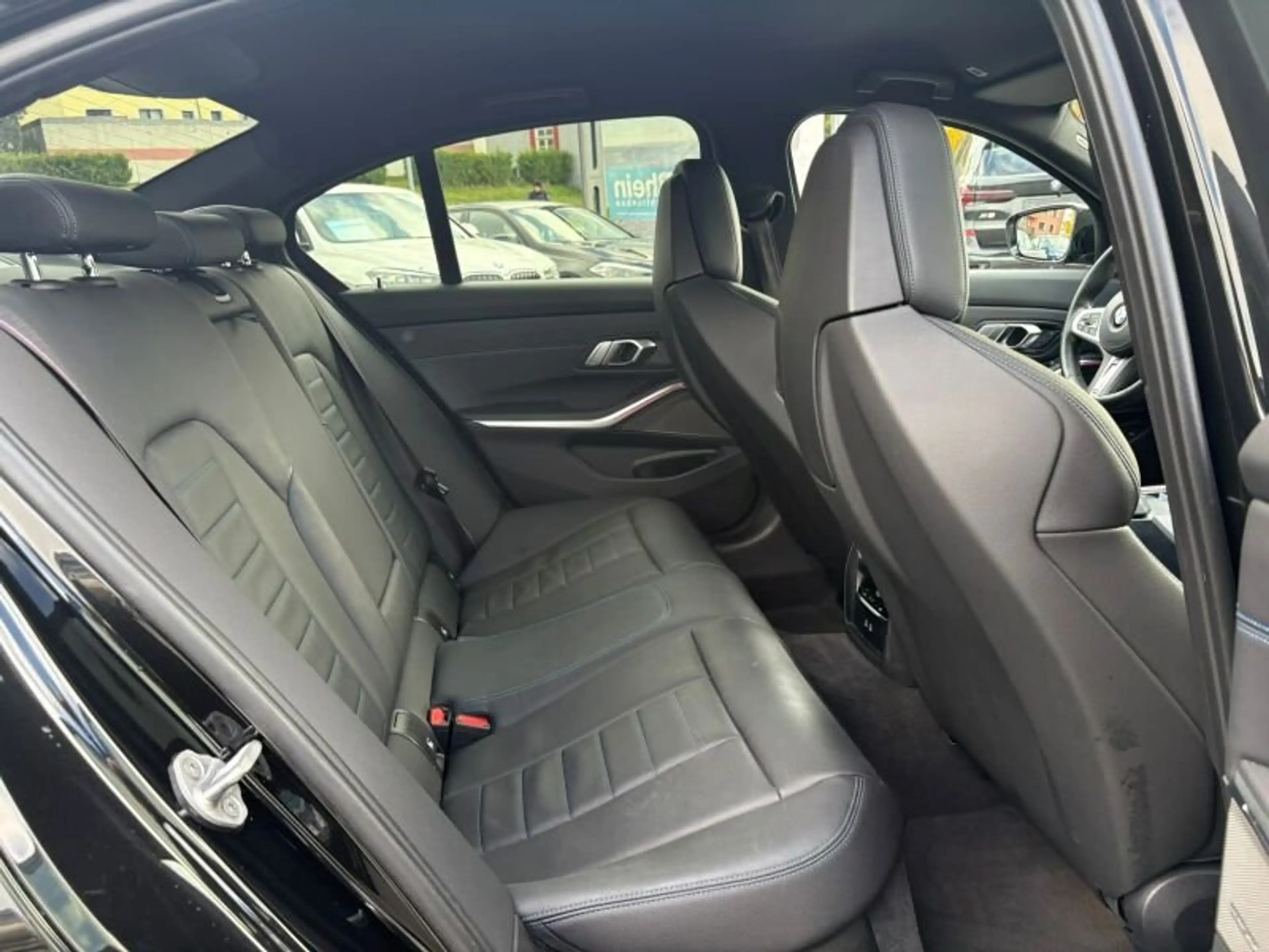 BMW M3 xDrive Limousine LED NAVI H/K 360 AHK MEMO — photo 14