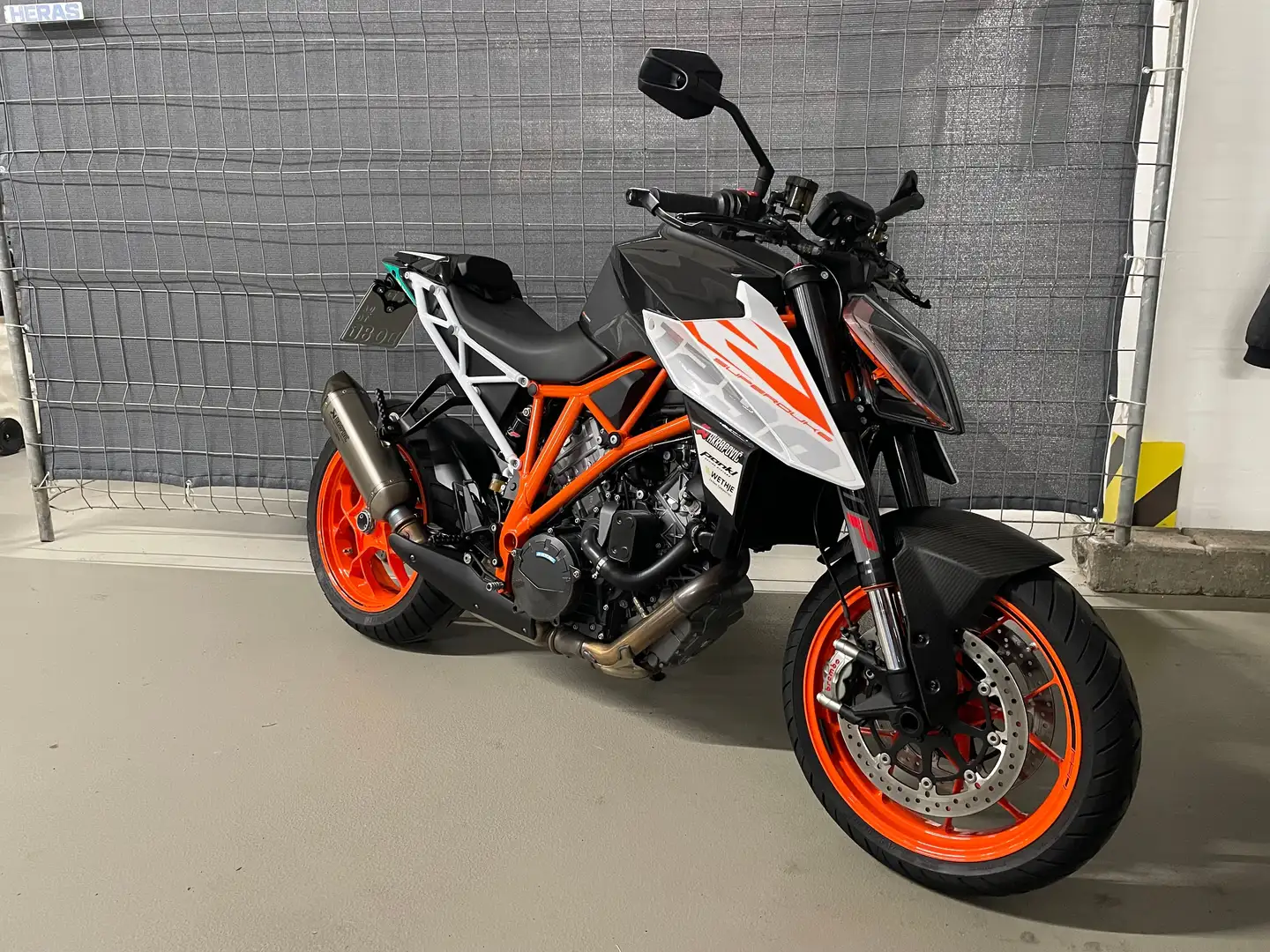 KTM 1290 Super Duke R wenig KM Trackpack Performancepack Akra uvm. Naranja - 1