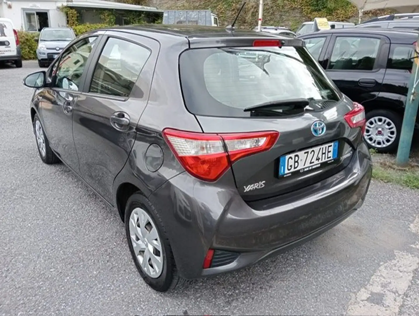 Toyota Yaris Yaris III 2017 5p 1.5h Business Grigio - 2