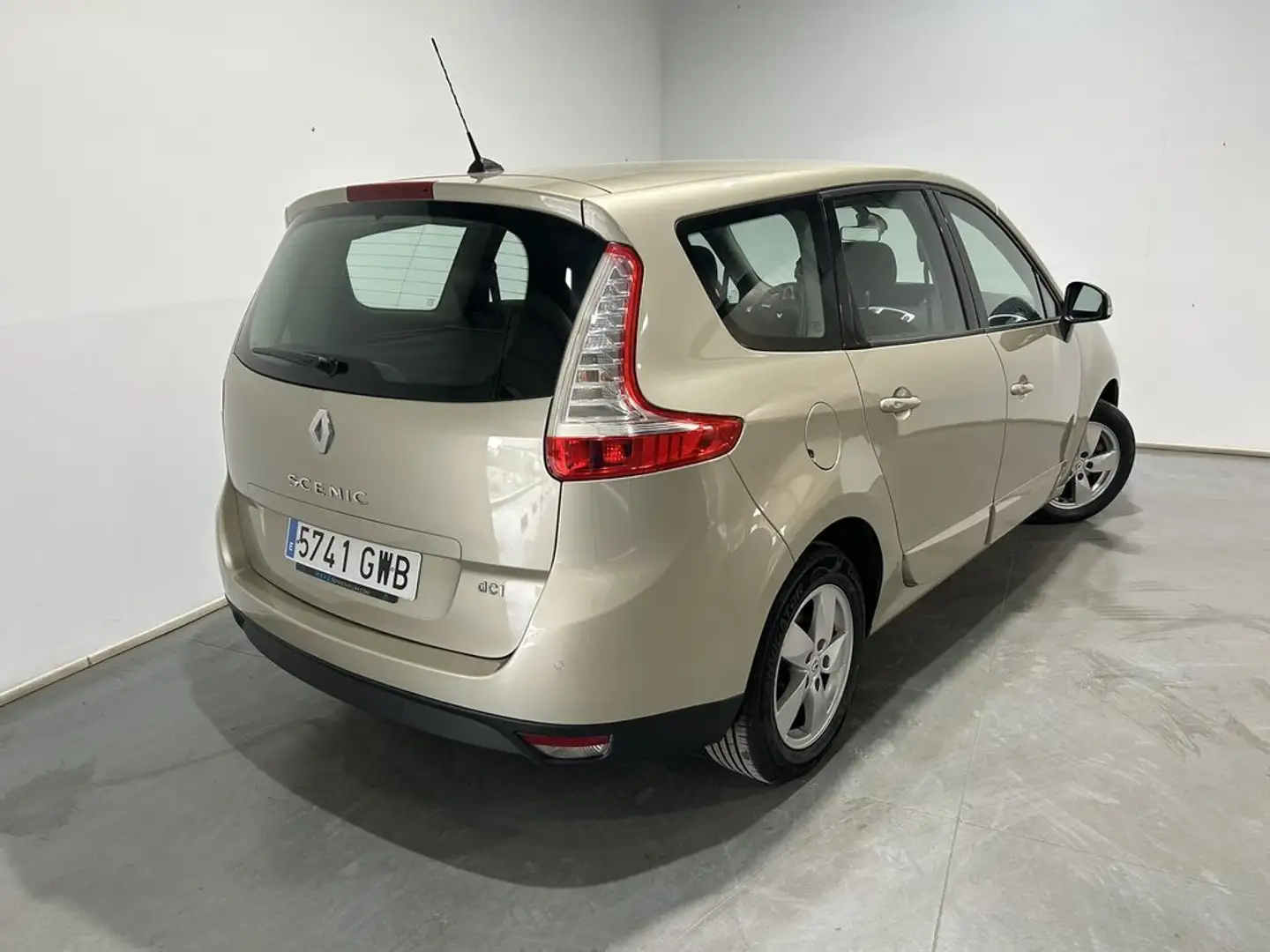 Renault Grand Scenic 1.5dCi Expression 5pl. Beige - 2