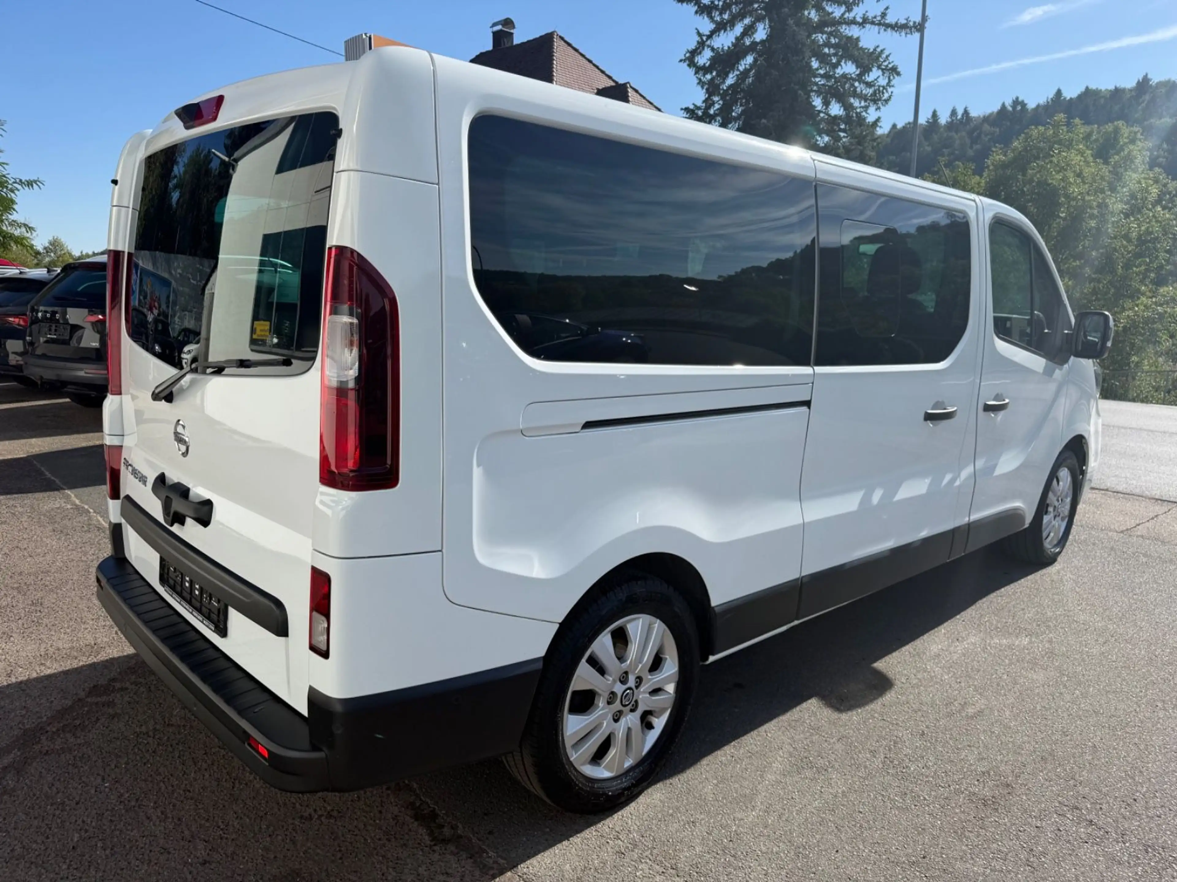 Nissan Primastar Kombi L2H1 3,0t Tekna LED RFK 9 Sitzer — photo 4