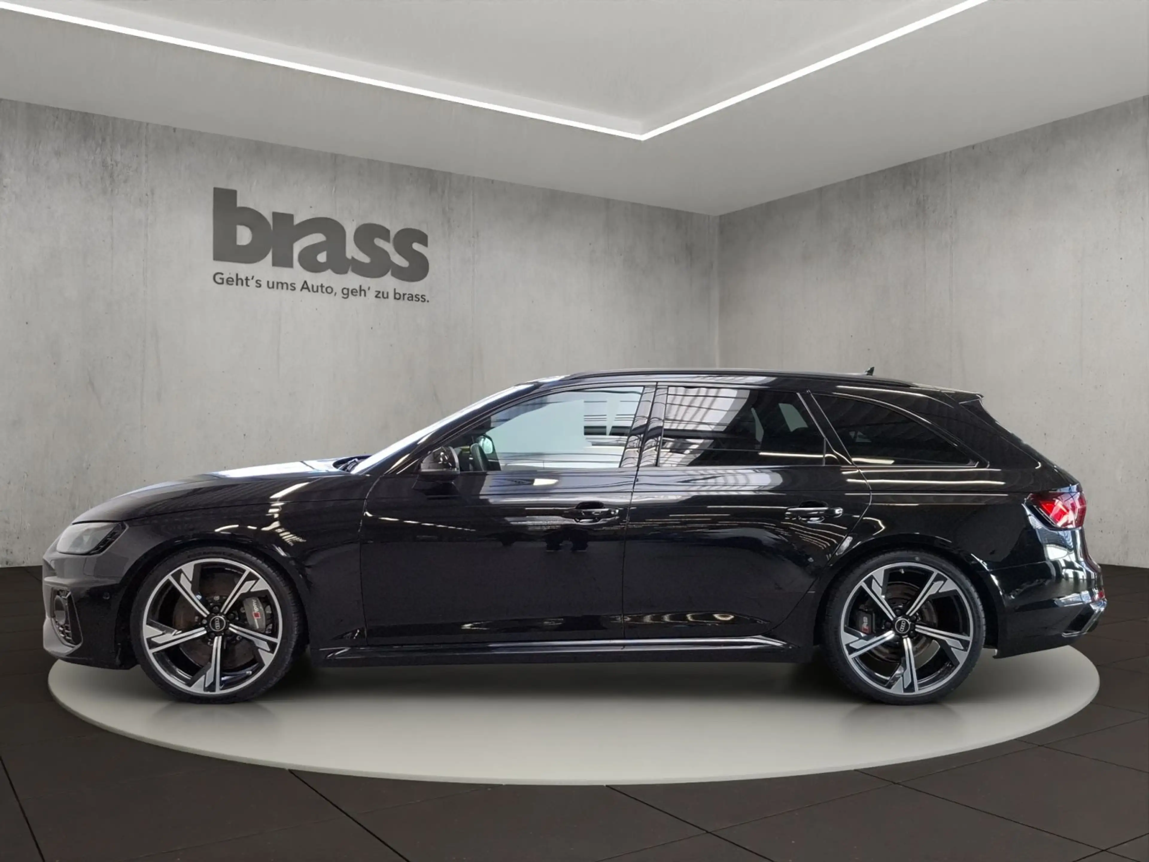 Audi RS4 4 331(450) kW(PS) tiptronic — photo 3