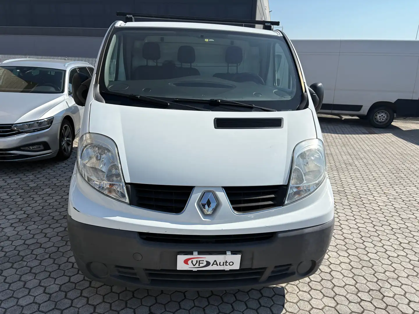 Renault Trafic Renault RENAULT TraficTrafic2.0dCi 115CV PCfurgone Bianco - 2