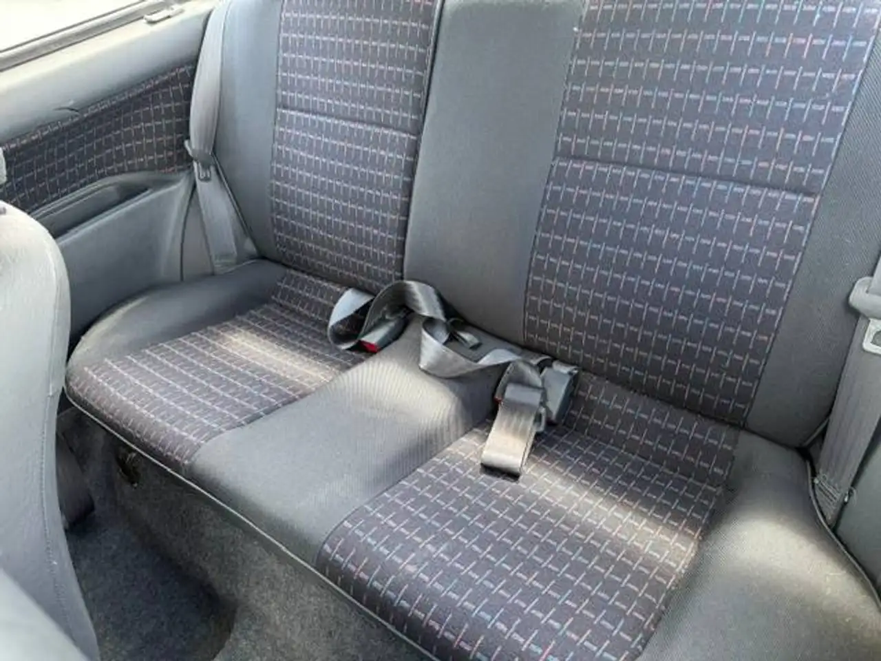 Toyota Starlet 1.3 XLi, foto 10
