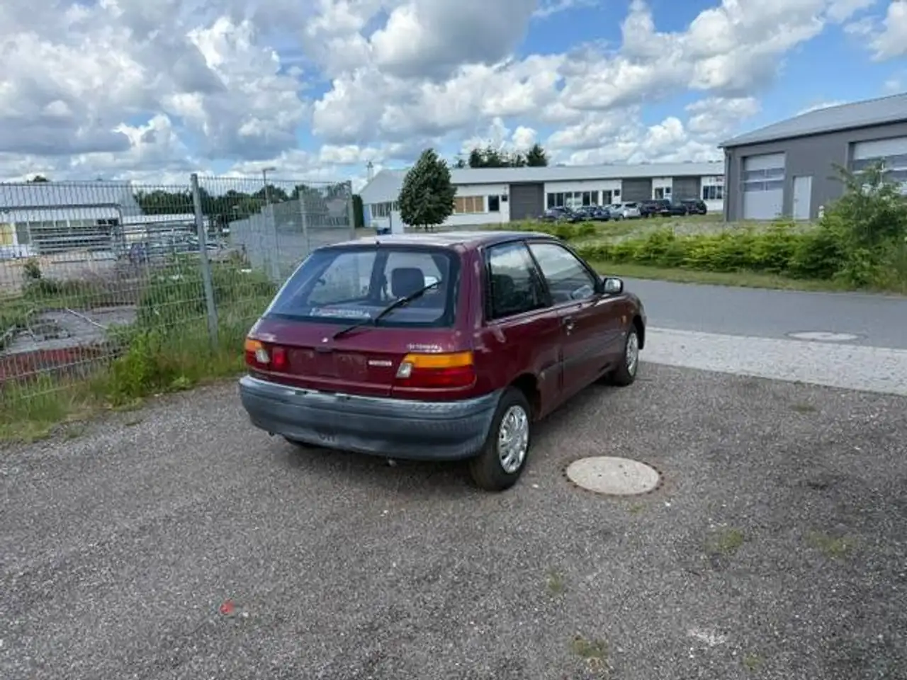Toyota Starlet 1.3 XLi, foto 6