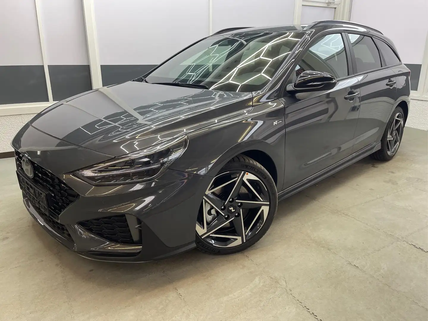 Hyundai i30 Kombi IMPRESSION N-LINE DCT ACC NAVI RFK WP 1.5... Grau - 1