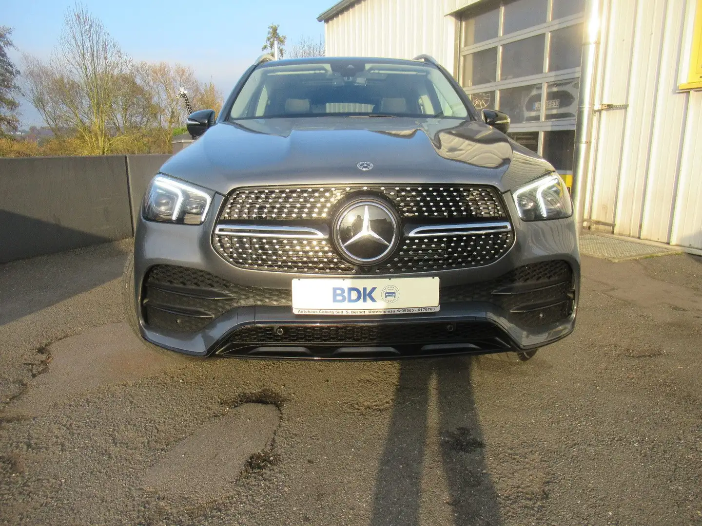 Mercedes-Benz GLE 300 d 4Matic AMG LED PANORAMA DIGITAL NAVI Gris - 2