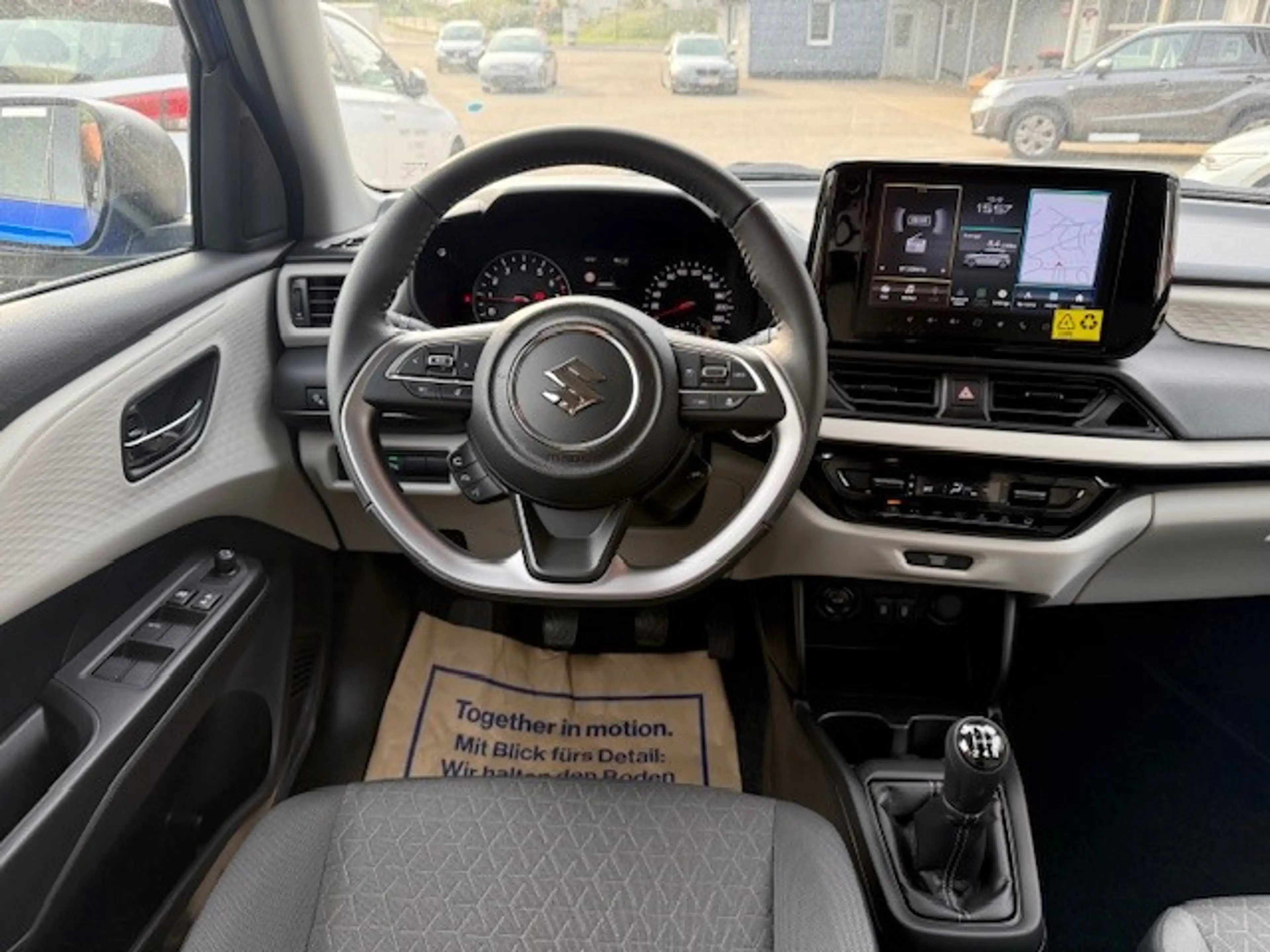 Suzuki Swift Swift 1,2 Hybrid Shine — photo 10