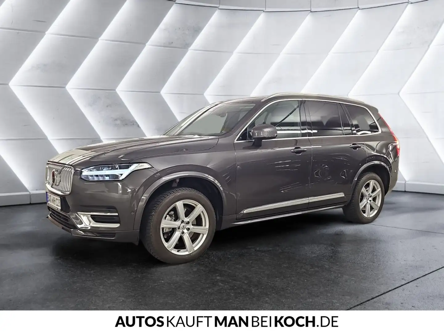 Volvo XC90 B5 AWD Mild-Hybrid Diesel Plus Bright Grau - 2