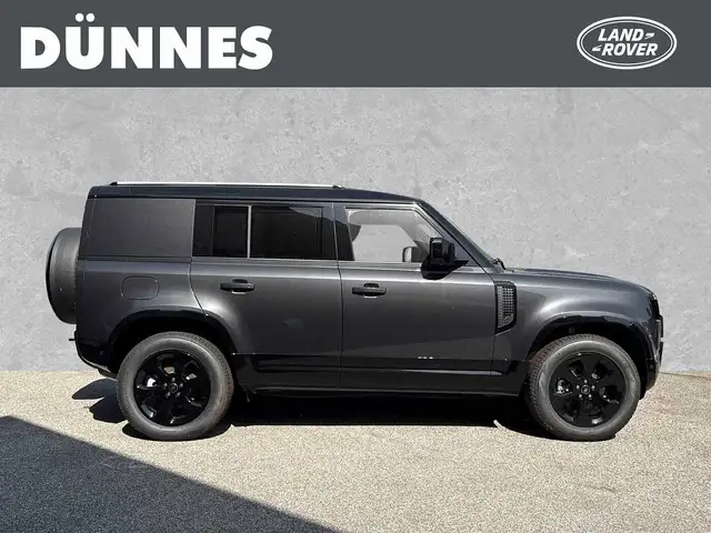 Land Rover Defender view 6