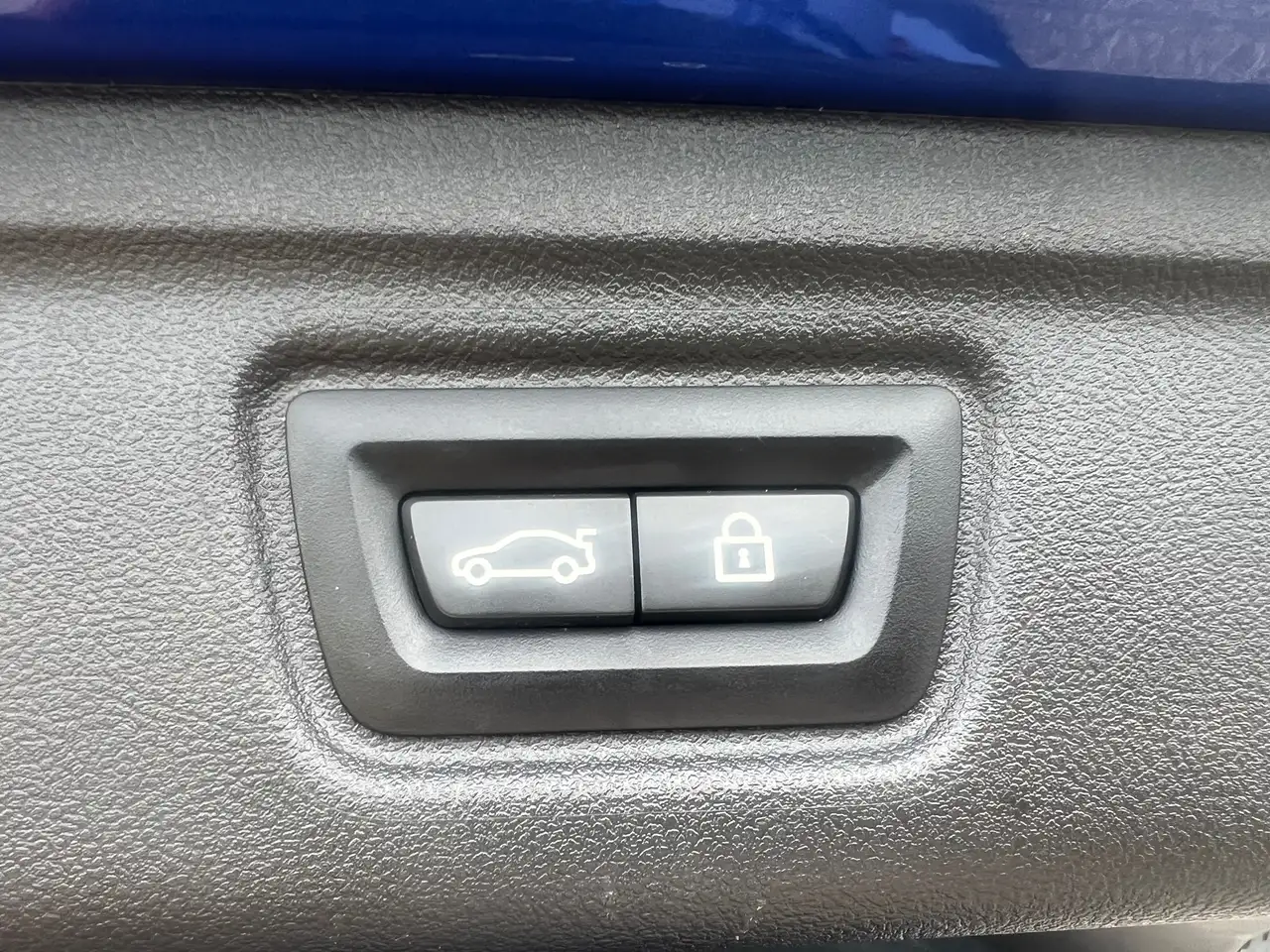 BMW 330 e Touring M Sport Laser HUD Comfort Access Innovation Pack., миниатюра 18