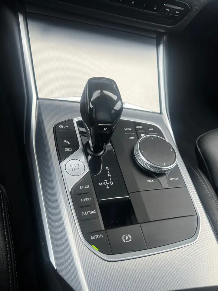 BMW 330 e Touring M Sport Laser HUD Comfort Access Innovation Pack., миниатюра 27