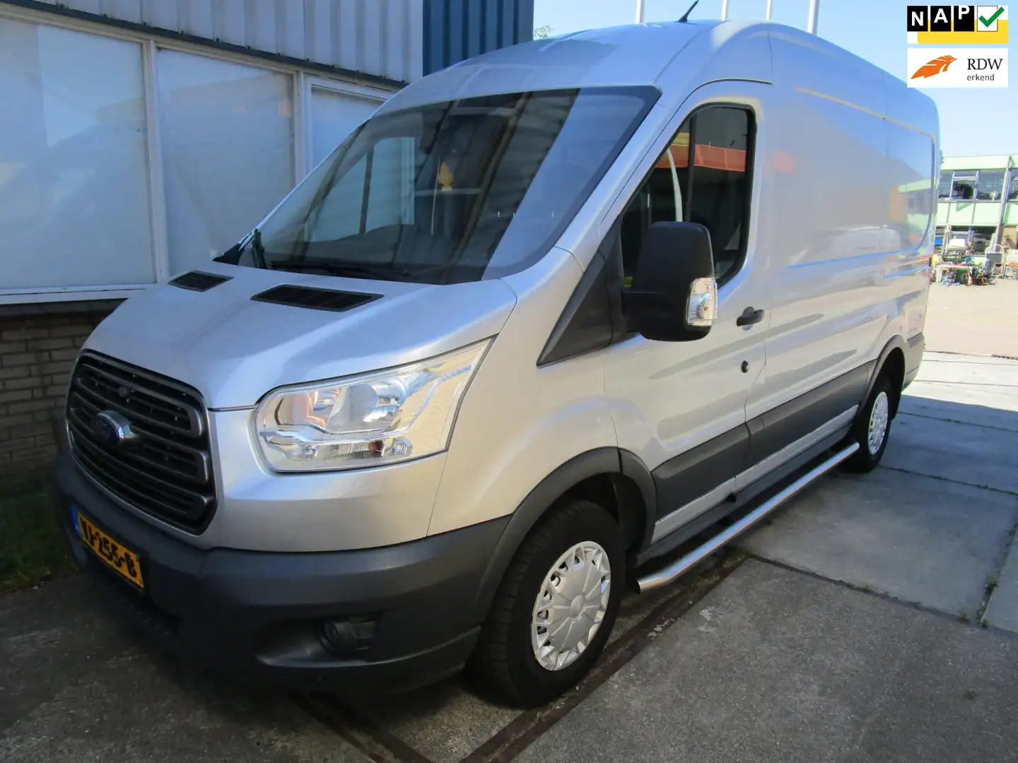 Ford Transit 310 2.2 TDCI L2H2 Trend airco mooie bus 2014 Argento - 1