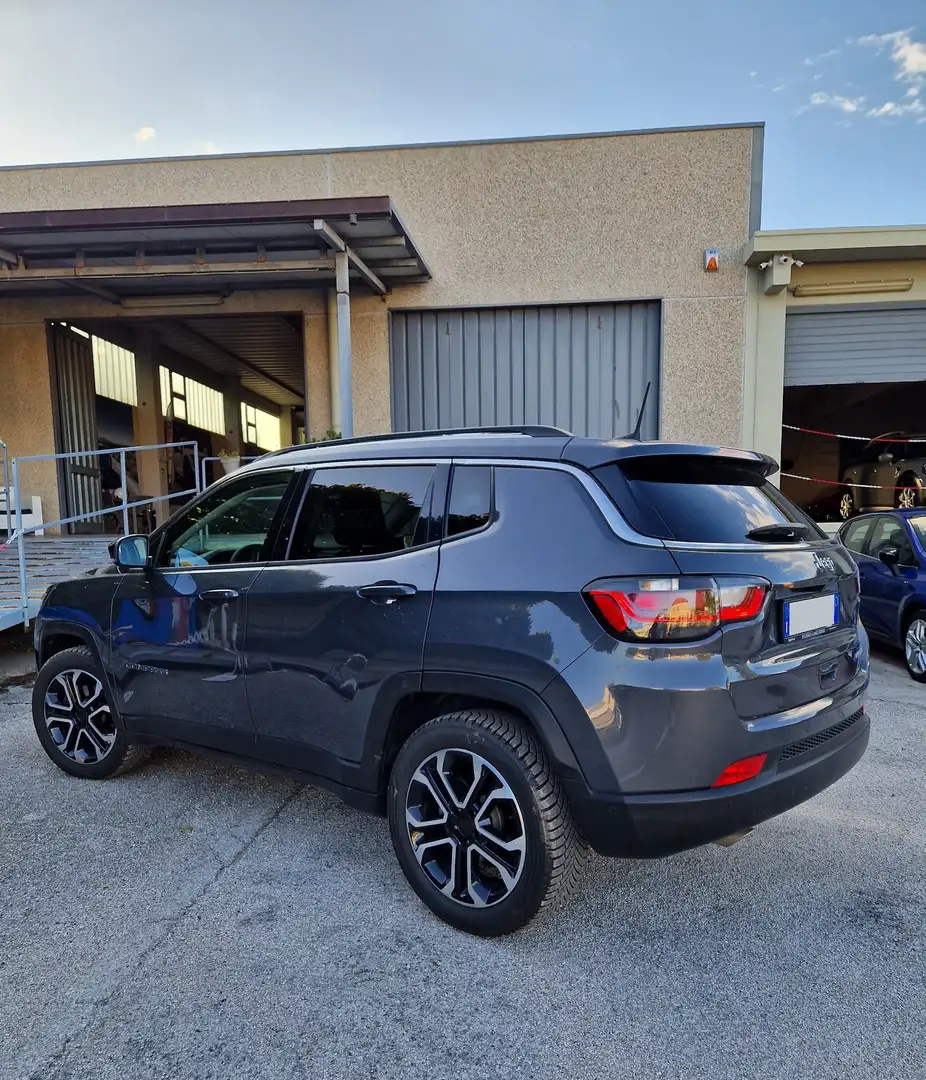 Jeep Compass 1.6 mjt Limited 130cv Gris - 2