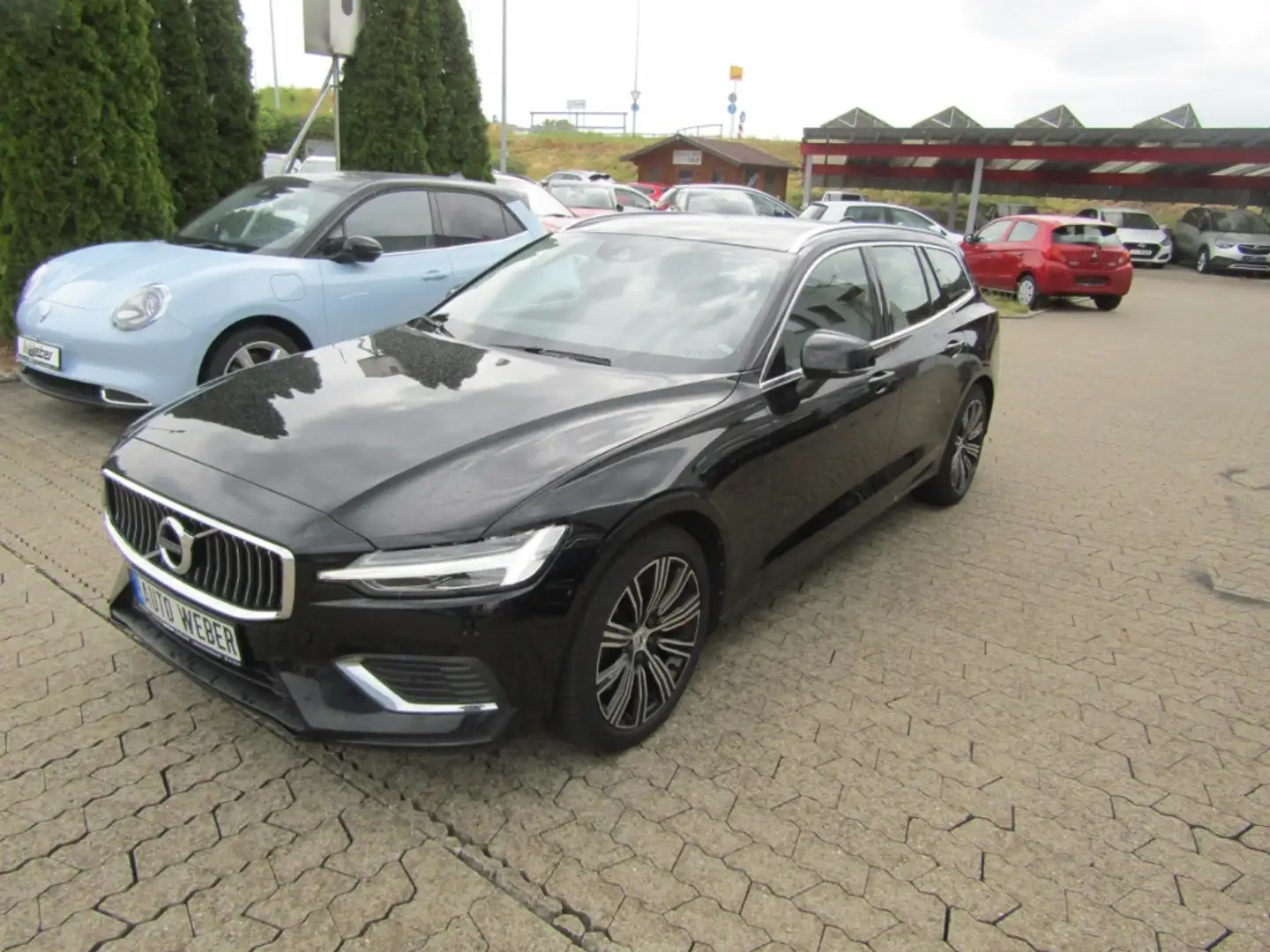 Volvo V60 Kombi PHEV Plus Bright Recharge  AWD Twin Engine Noir - 2