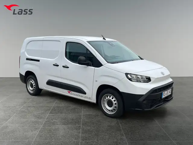 Toyota Proace City view 8