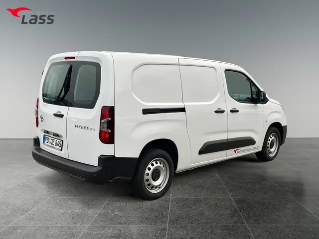 Toyota Proace City view 6