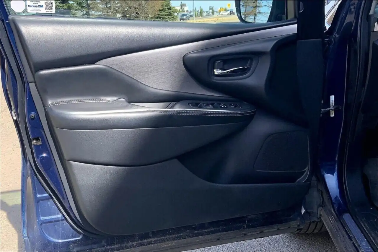 Nissan Murano снимка Nissan Murano