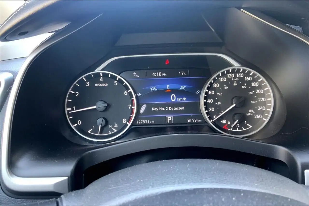Nissan Murano снимка Nissan Murano