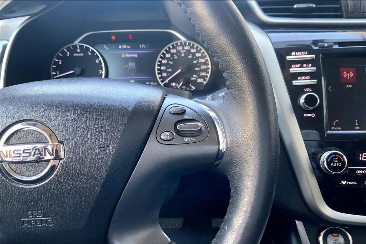 Nissan Murano снимка Nissan Murano