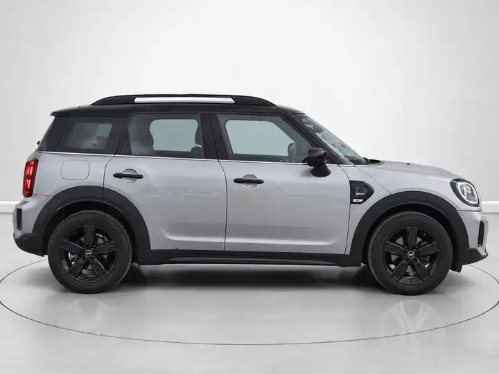 MINI Countryman 2023, foto 2