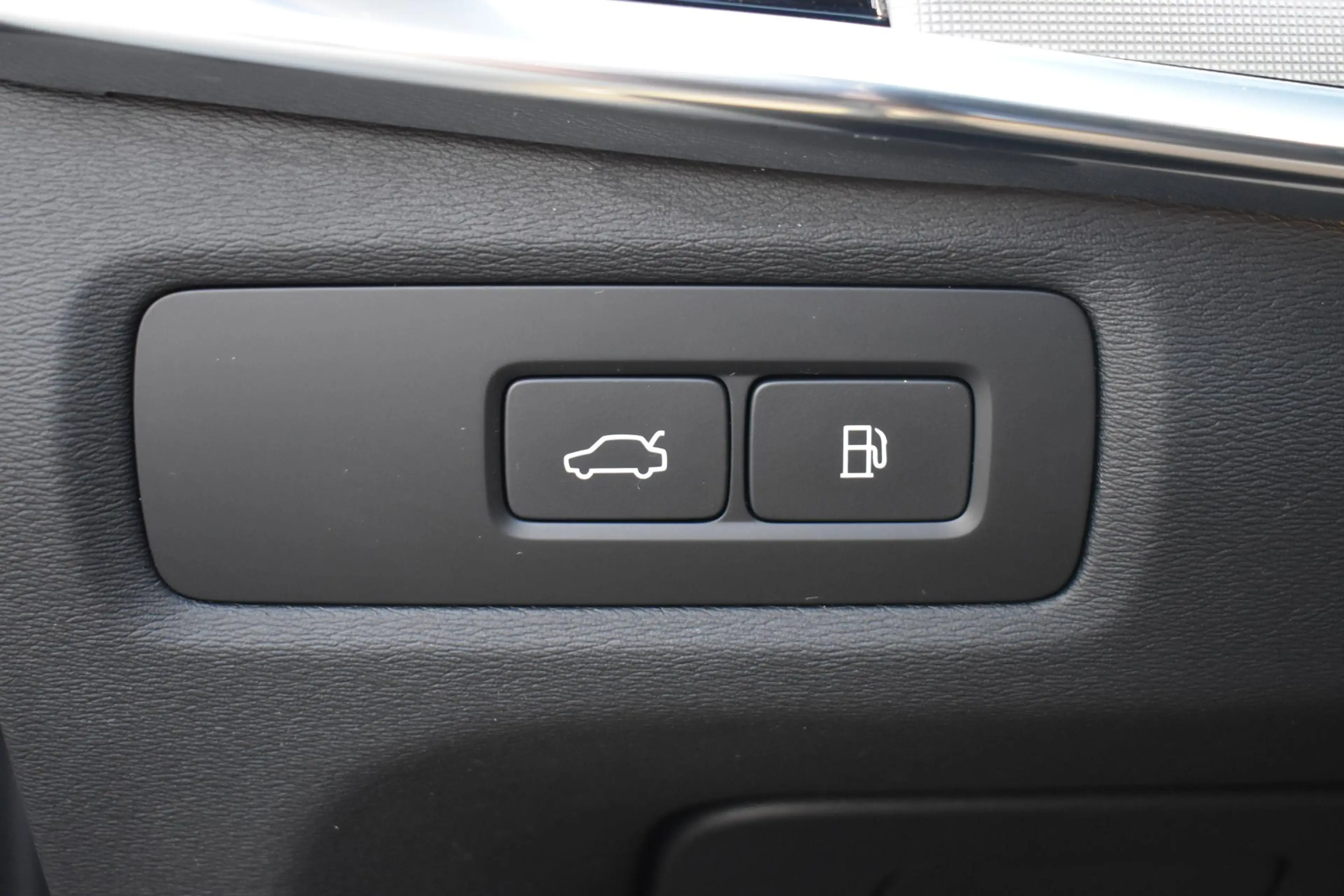 Volvo V90 2.0 T6 Plug-in hybrid AWD Ultimate Bright — photo 43