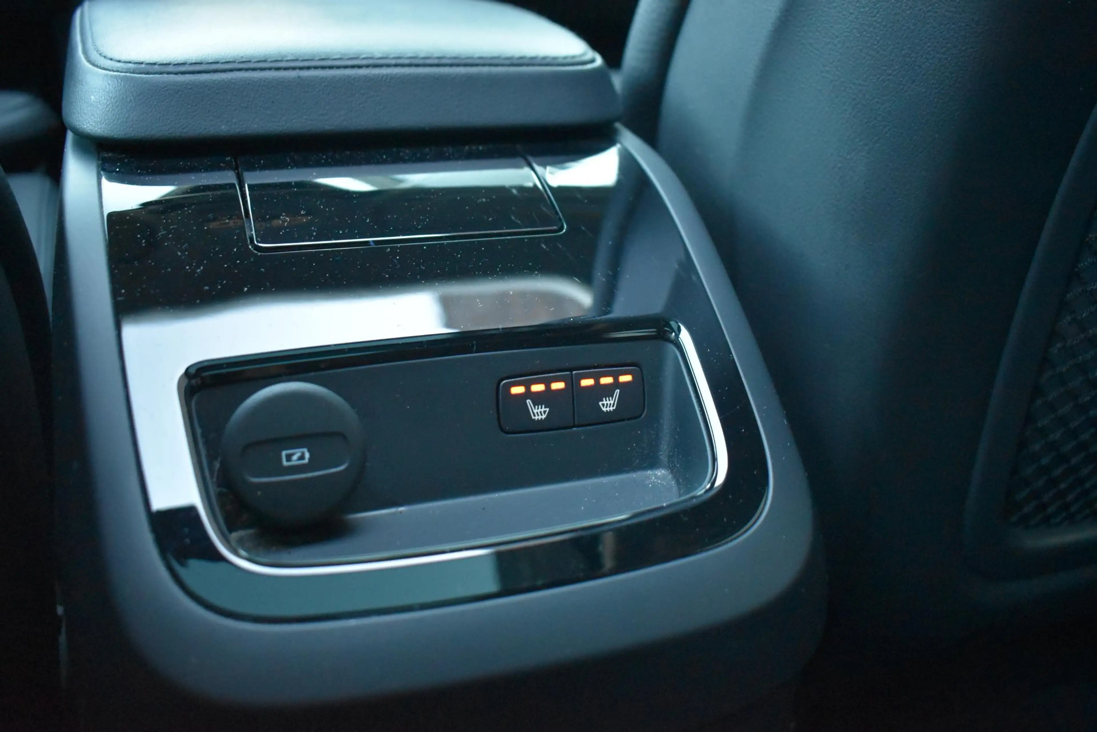 Volvo V90 2.0 T6 Plug-in hybrid AWD Ultimate Bright — photo 20