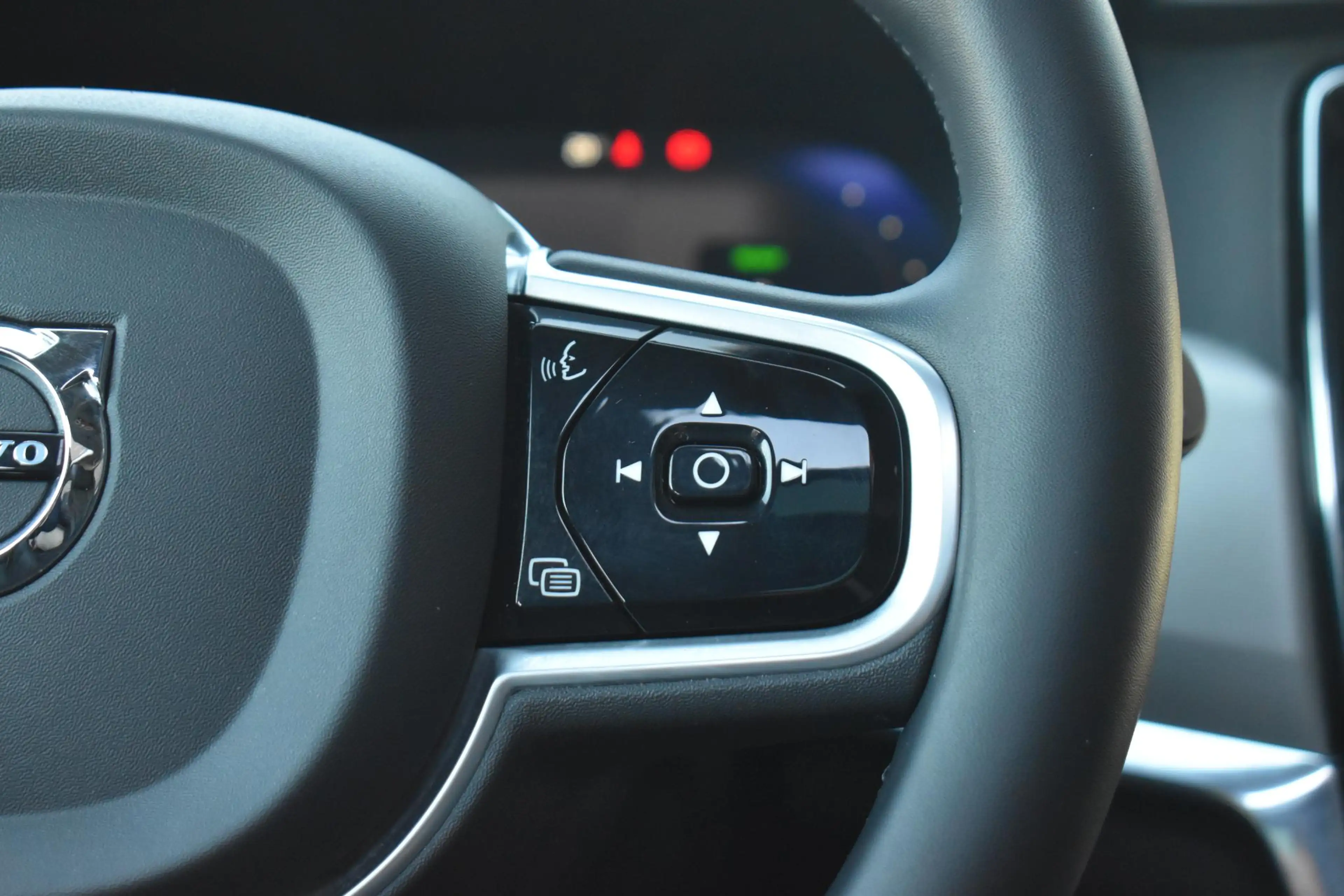Volvo V90 2.0 T6 Plug-in hybrid AWD Ultimate Bright — photo 24