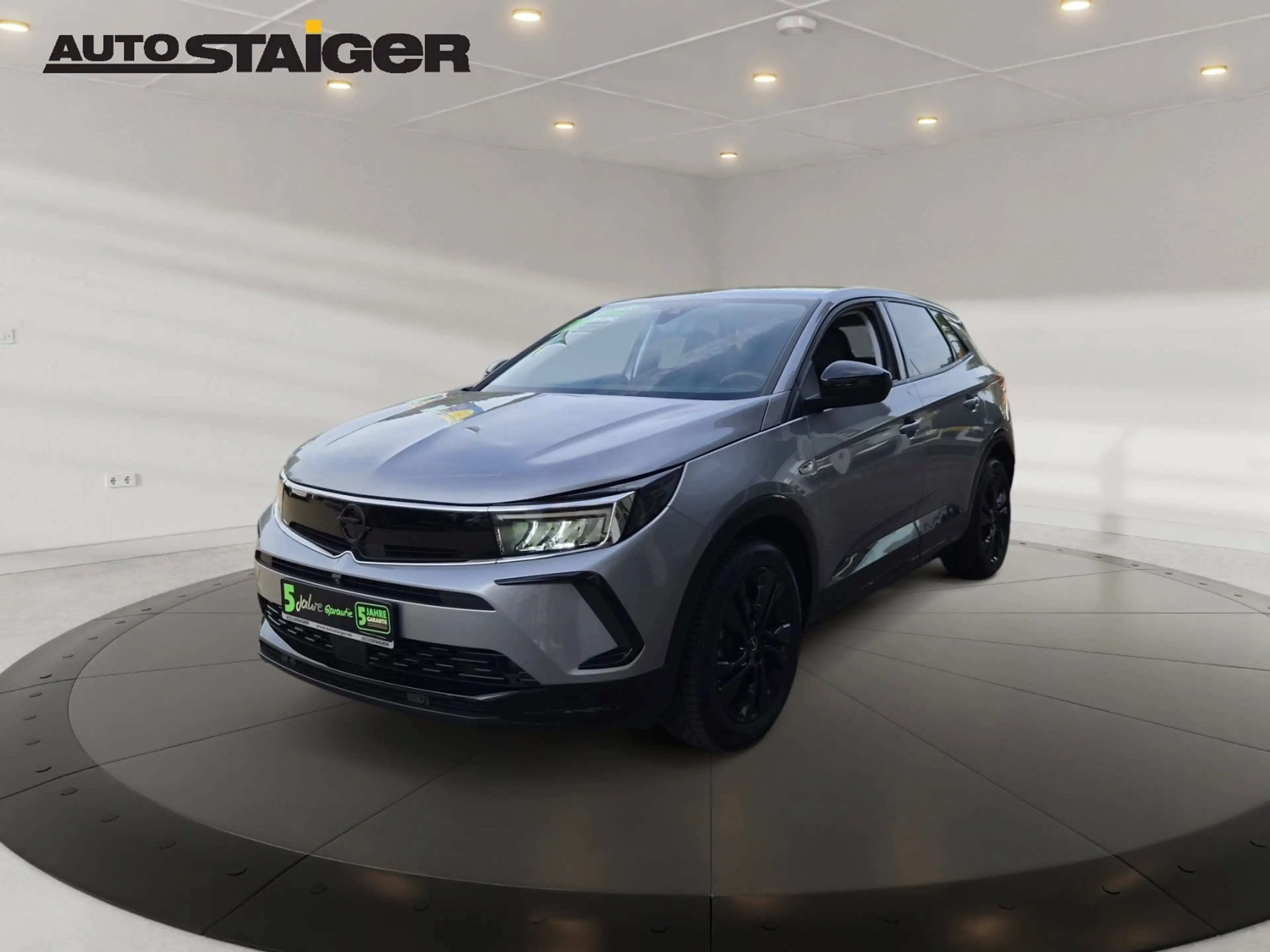 Opel Grandland 1.2 GS Line LED+Navi+SHZ+360+LM+AHK — photo 2