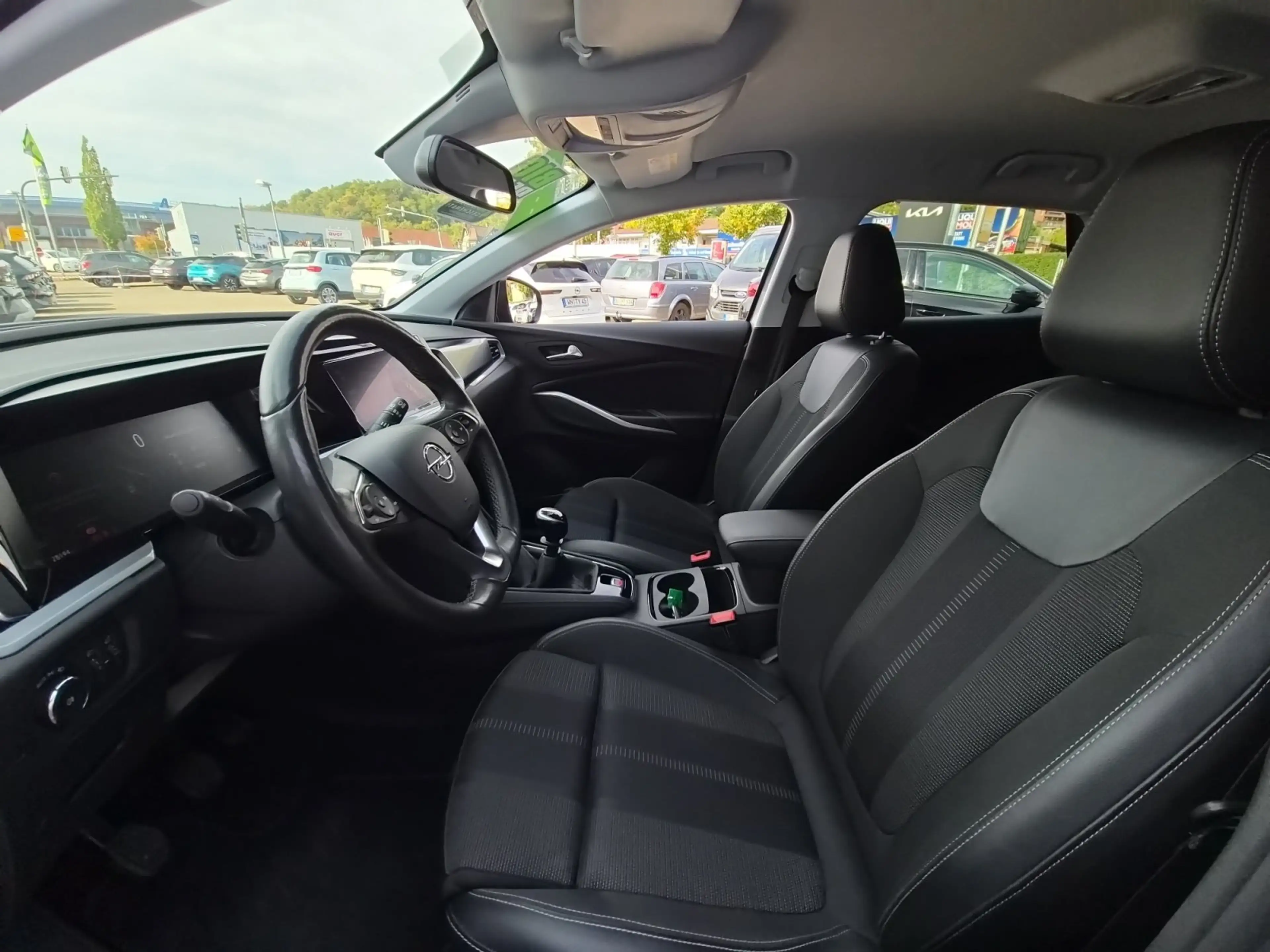 Opel Grandland 1.2 GS Line LED+Navi+SHZ+360+LM+AHK — photo 12