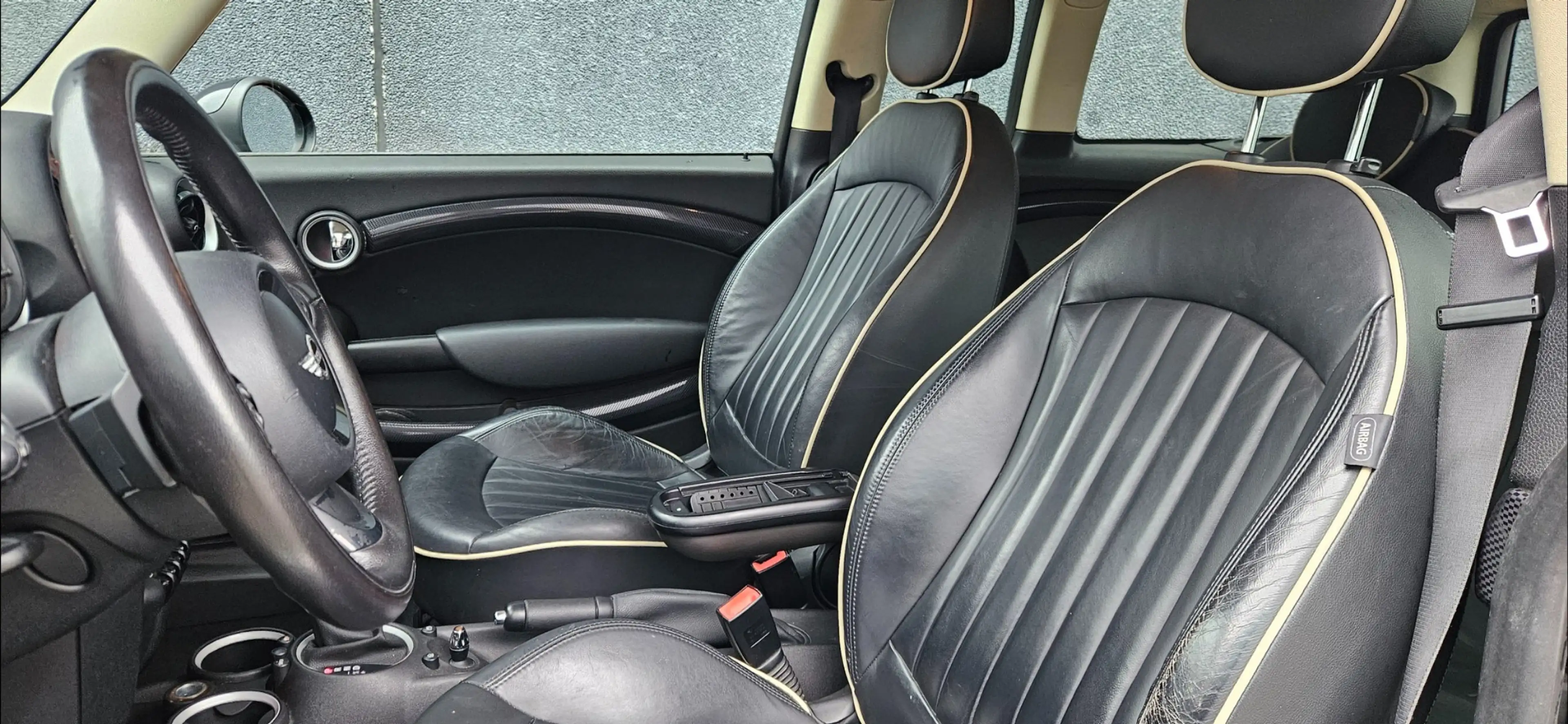 MINI Cooper SD Clubman XENON/SPORT LEDER/KEYLES ENTRY/NAVI/CRUISECNTRL/ — photo 9